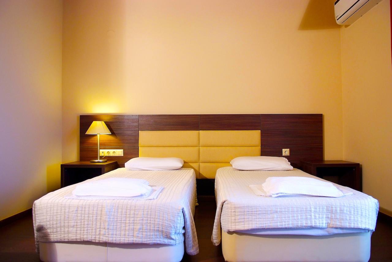 Plotini Hotel Dhidhimotikhon الغرفة الصورة